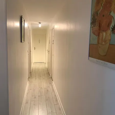 Les Chambrees De Sergine Bed & Breakfast 3*