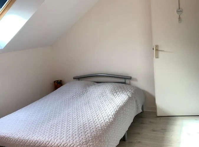 Les Chambrees De Sergine Jonchery